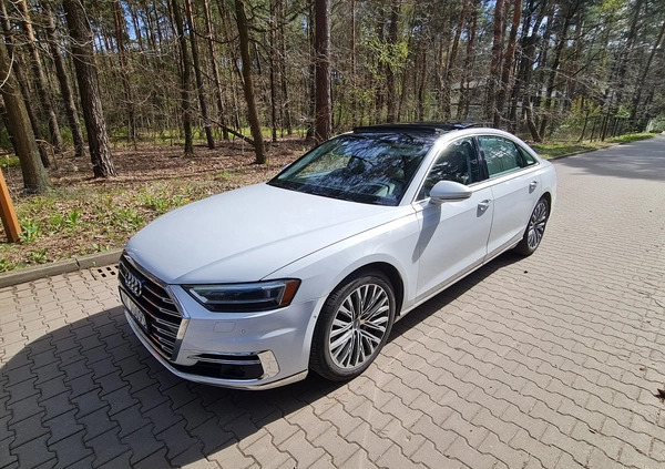 Audi A8 cena 210000 przebieg: 97000, rok produkcji 2019 z Warszawa małe 667